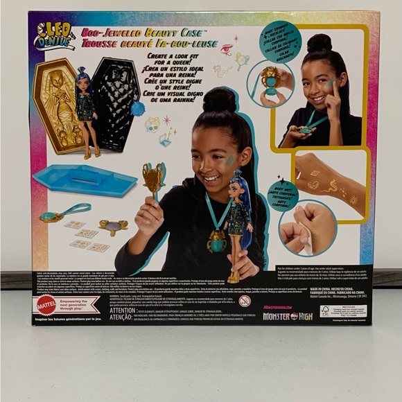 Monster High®: Cleo De Nile™ Doll with Boo-Jewelled Beauty Case Playset-New - Picture 2 of 8